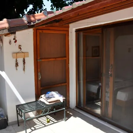 Kus Yuvasi Çıralı