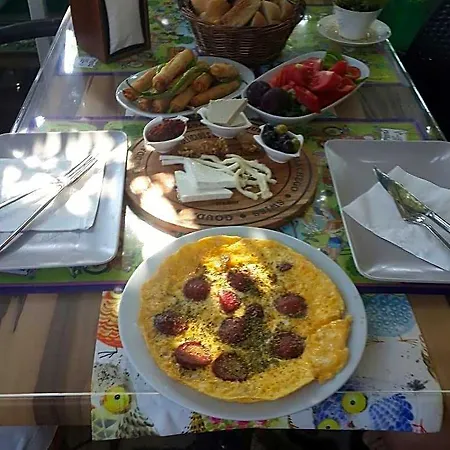 Bed & Breakfast Kus Yuvasi 4*